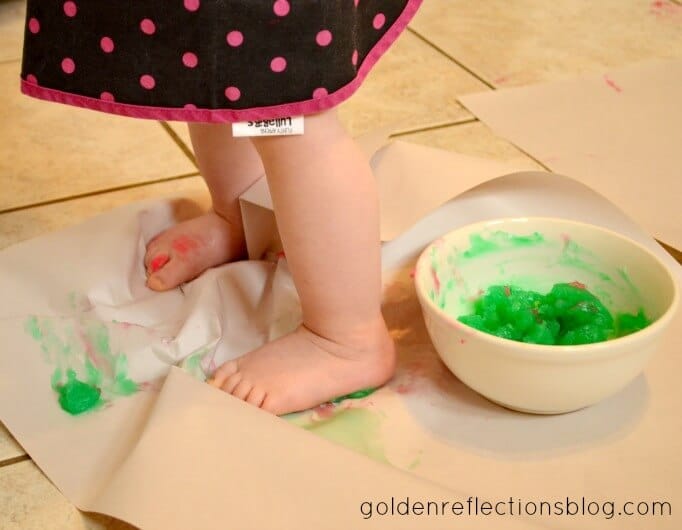Peppermint Scented Finger Paint 2
