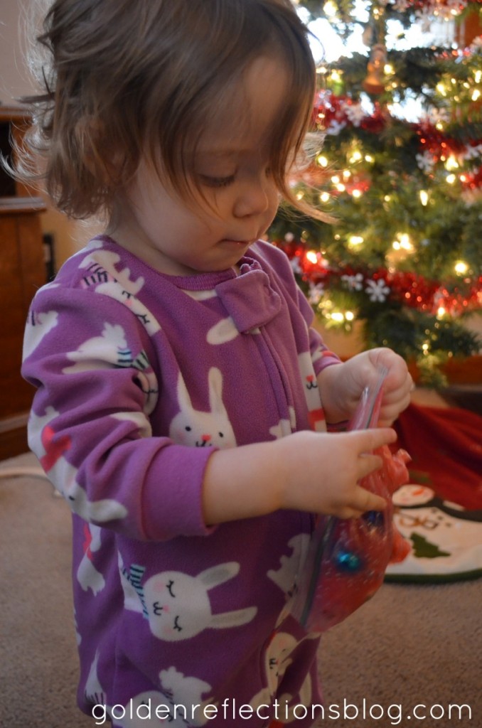 Sensory Bags Using Leftover Homemade Finger Paint 3