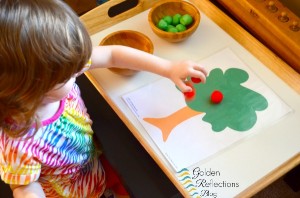 Fall play dough mats for apple theme tot school week. www.GoldenReflectionsBlog.com