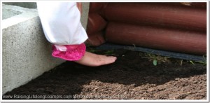 Yard work sensory play ideas, perfect for proprioception input. www.GoldenReflectionsBlog.com