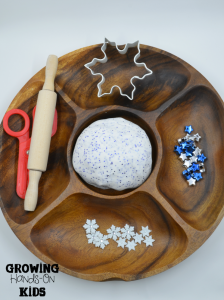 Winter themed invitation to play with play dough.